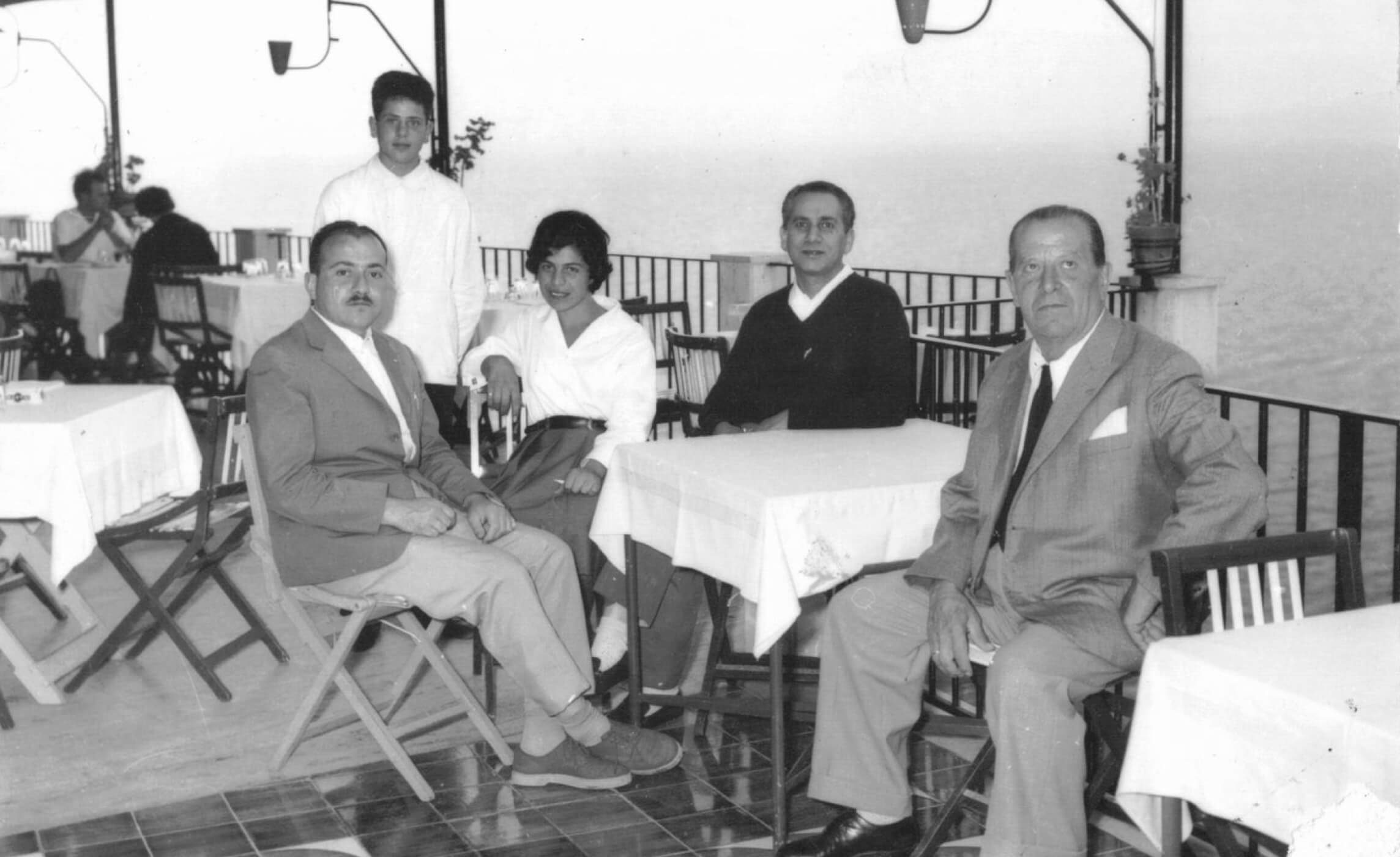 The History, photo 1